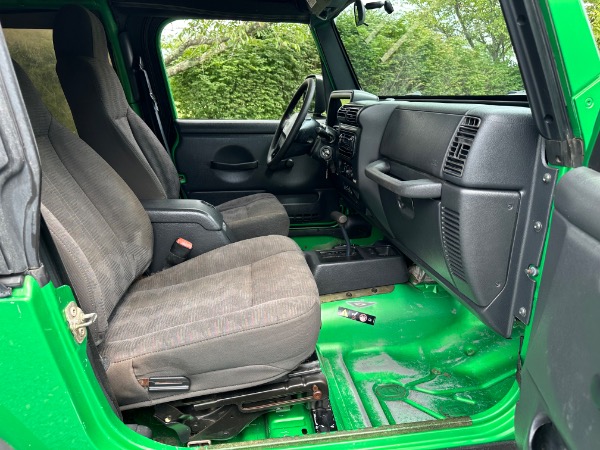Used-2004-Jeep-Wrangler-Rubicon-TJ