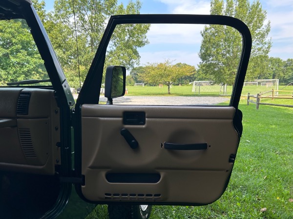 Used-2001-Jeep-Wrangler-Sport