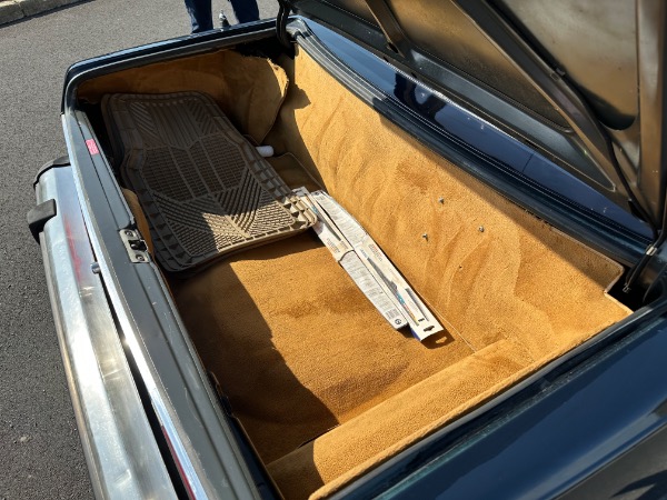 Used-1988-Mercedes-Benz-560-SL-R107