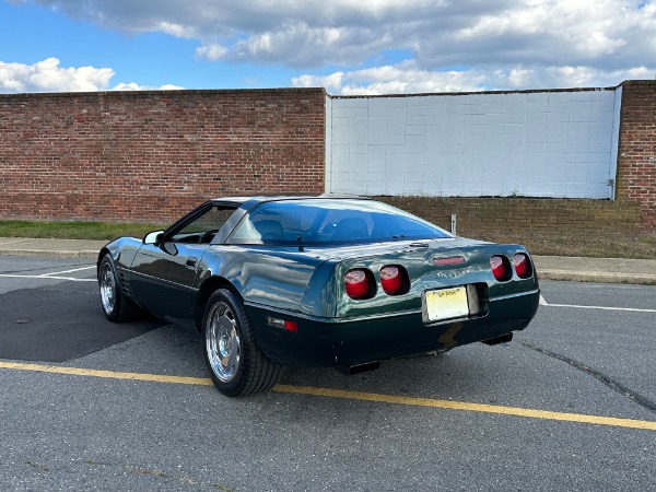 Used-1994-Chevrolet-Corvette