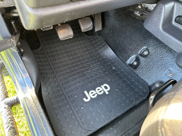 Used-2001-Jeep-Wrangler-Sport-TJ