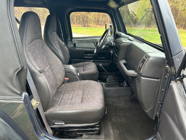 Used-2001-Jeep-Wrangler-Sport-TJ