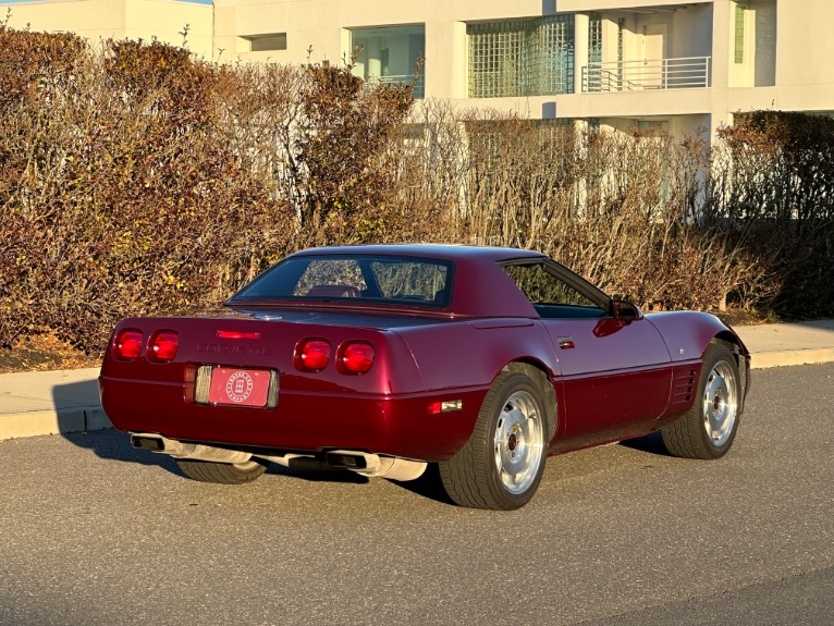 Used-1993-Chevrolet-Corvette-40th-Anniversary-Convertible-C4