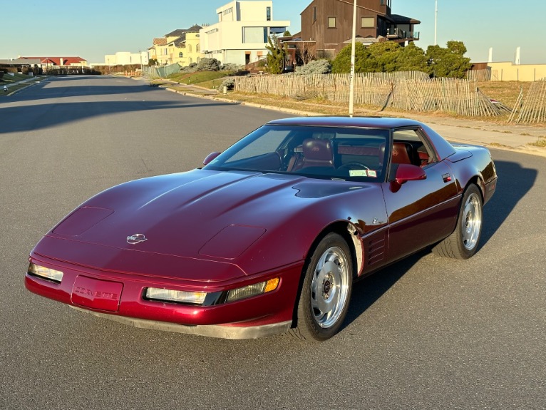 Used-1993-Chevrolet-Corvette-40th-Anniversary-Convertible-C4