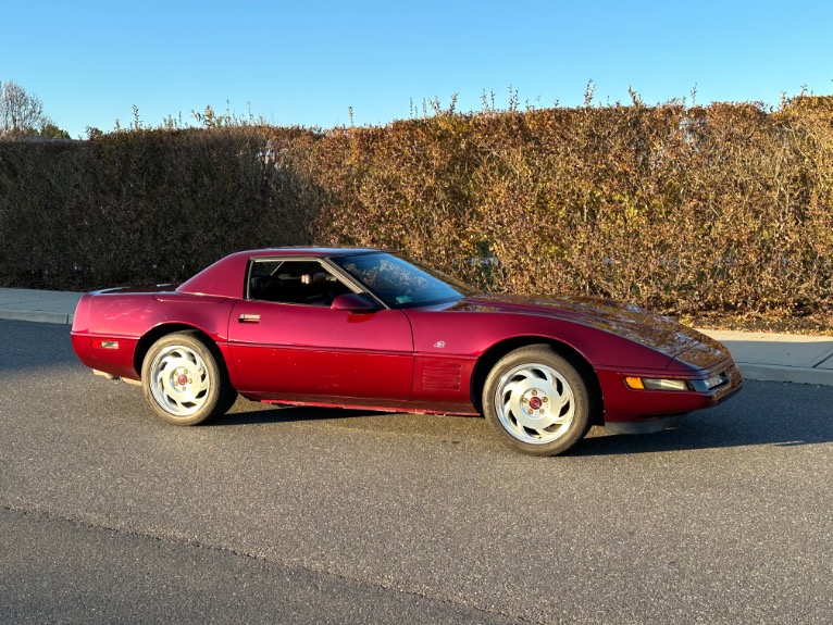 Used-1993-Chevrolet-Corvette-40th-Anniversary-Convertible-C4