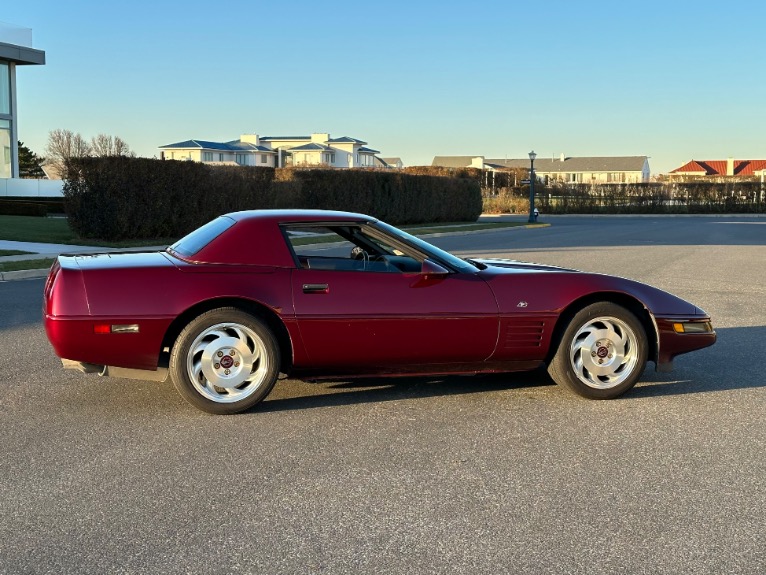 Used-1993-Chevrolet-Corvette-40th-Anniversary-Convertible-C4