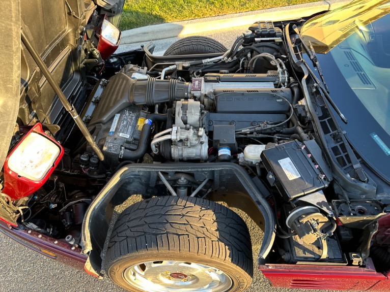 Used-1993-Chevrolet-Corvette-40th-Anniversary-Convertible-C4