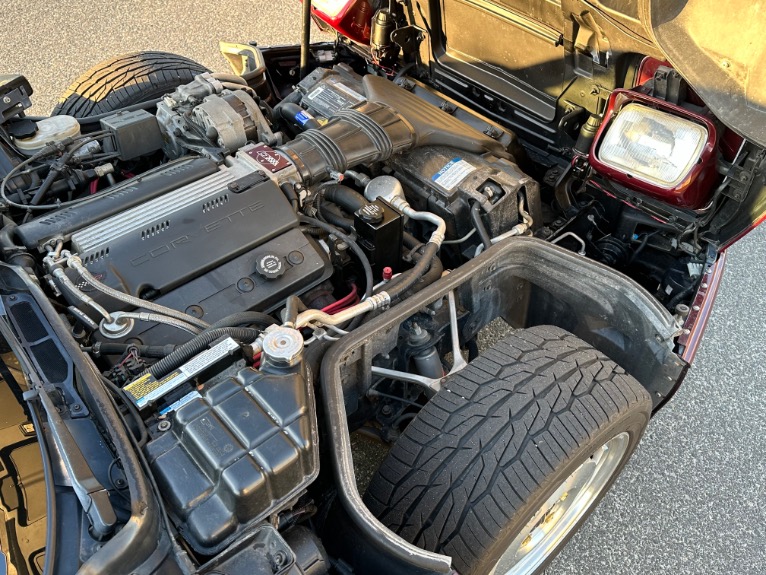 Used-1993-Chevrolet-Corvette-40th-Anniversary-Convertible-C4