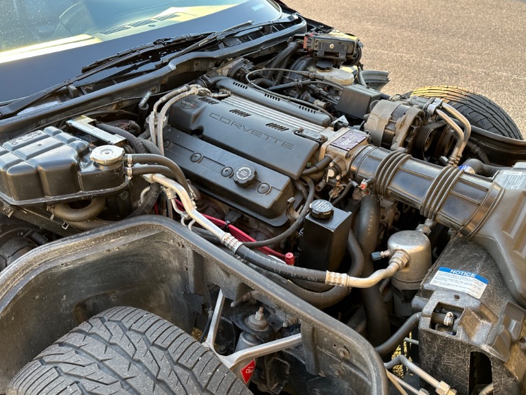 Used-1993-Chevrolet-Corvette-40th-Anniversary-Convertible-C4