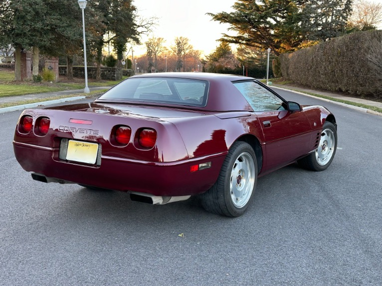 Used-1993-Chevrolet-Corvette-40th-Anniversary-Convertible-C4