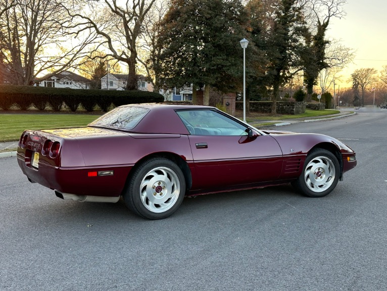 Used-1993-Chevrolet-Corvette-40th-Anniversary-Convertible-C4