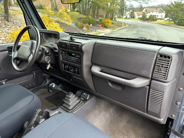 Used-2002-Jeep-Wrangler-SE