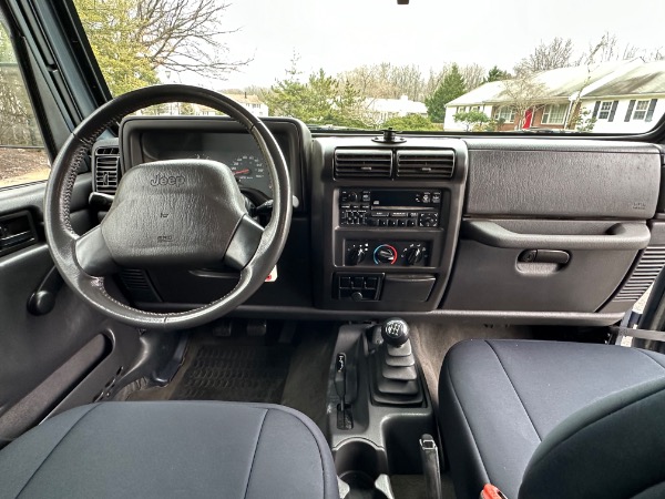 Used-2002-Jeep-Wrangler-SE