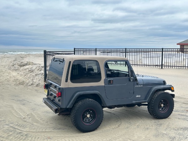 Used-2002-Jeep-Wrangler-SE