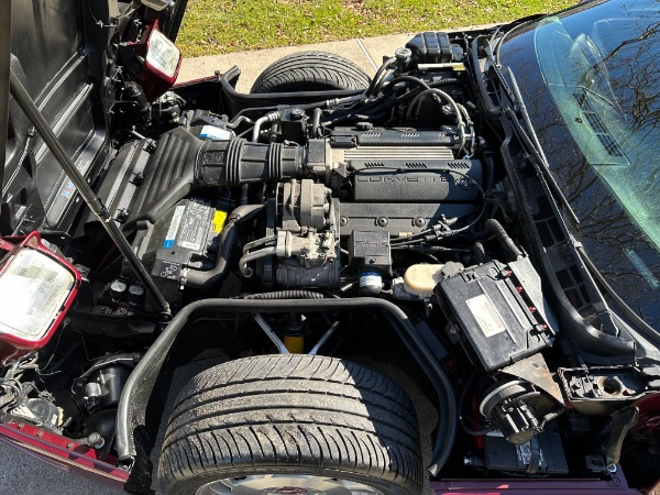 Used-1993-Chevrolet-Corvette-40th-Anniversary-Edition