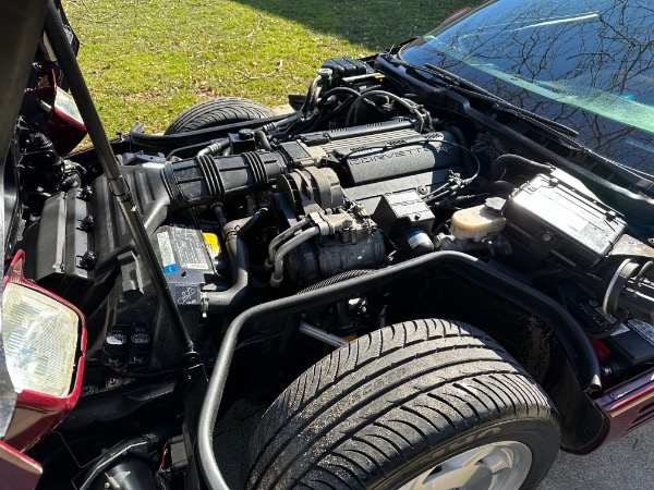 Used-1993-Chevrolet-Corvette-40th-Anniversary-Edition