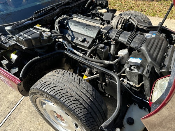 Used-1993-Chevrolet-Corvette-40th-Anniversary-Edition