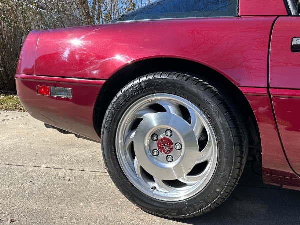 Used-1993-Chevrolet-Corvette-40th-Anniversary-Edition