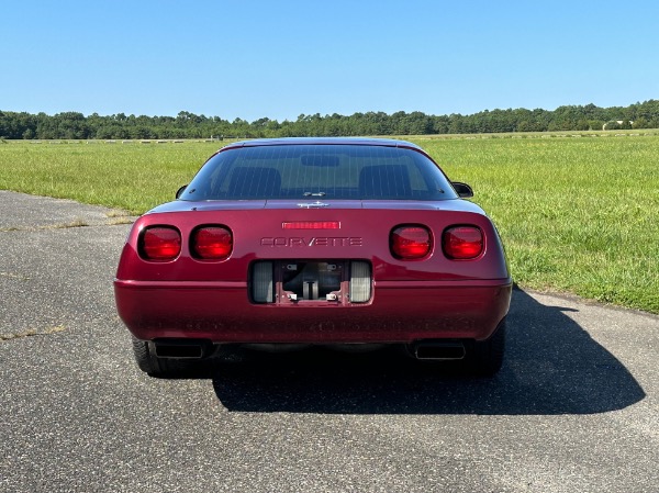 Used-1993-Chevrolet-Corvette-40th-Anniversary-Edition