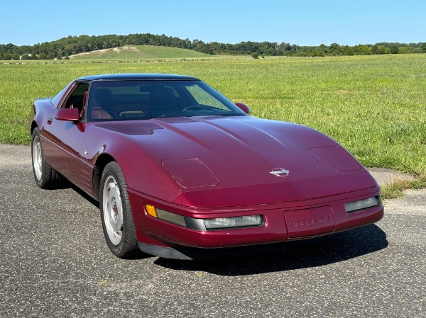 Used-1993-Chevrolet-Corvette-40th-Anniversary-Edition