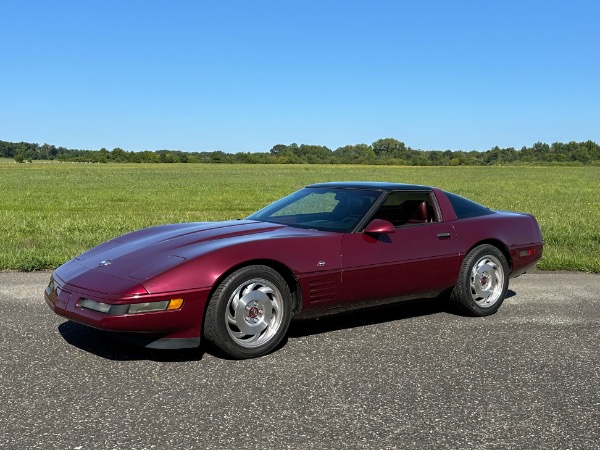 Used-1993-Chevrolet-Corvette-40th-Anniversary-Edition