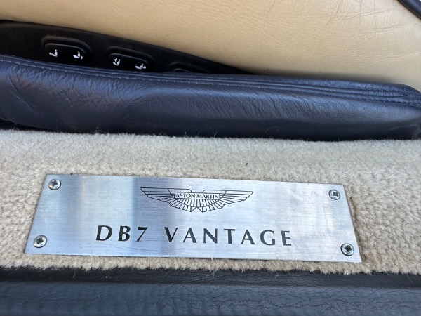 Used-2002-Aston-Martin-DB7-Vantage-Volante-V12-Vantage-Volante