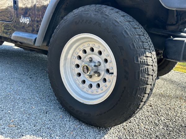 Used-2000-Jeep-Wrangler-SE