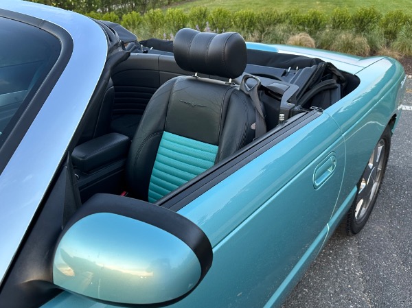Used-2002-Ford-Thunderbird-Deluxe