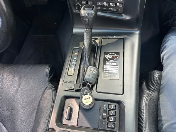 Used-1996-Chevrolet-Corvette-Collectors-Edition-C4