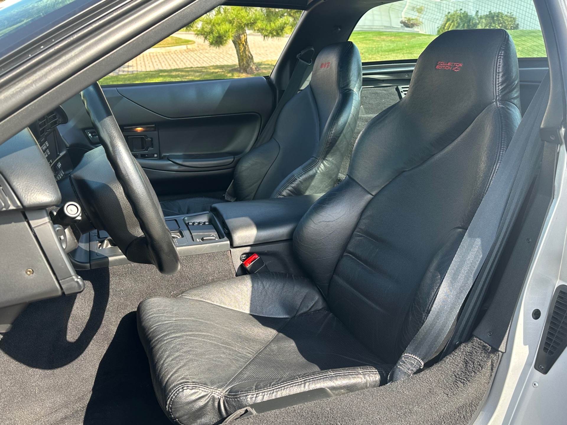 Used-1996-Chevrolet-Corvette-Collectors-Edition-C4