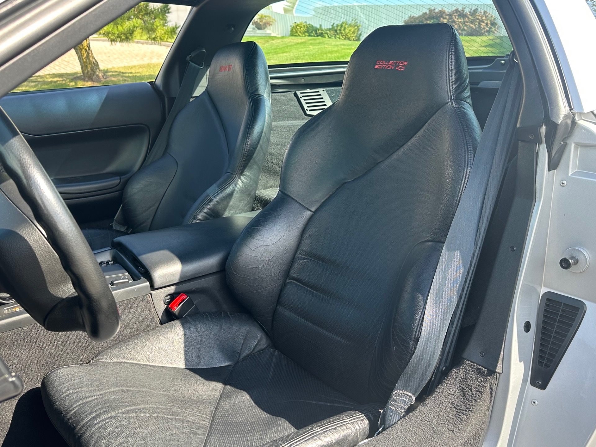 Used-1996-Chevrolet-Corvette-Collectors-Edition-C4