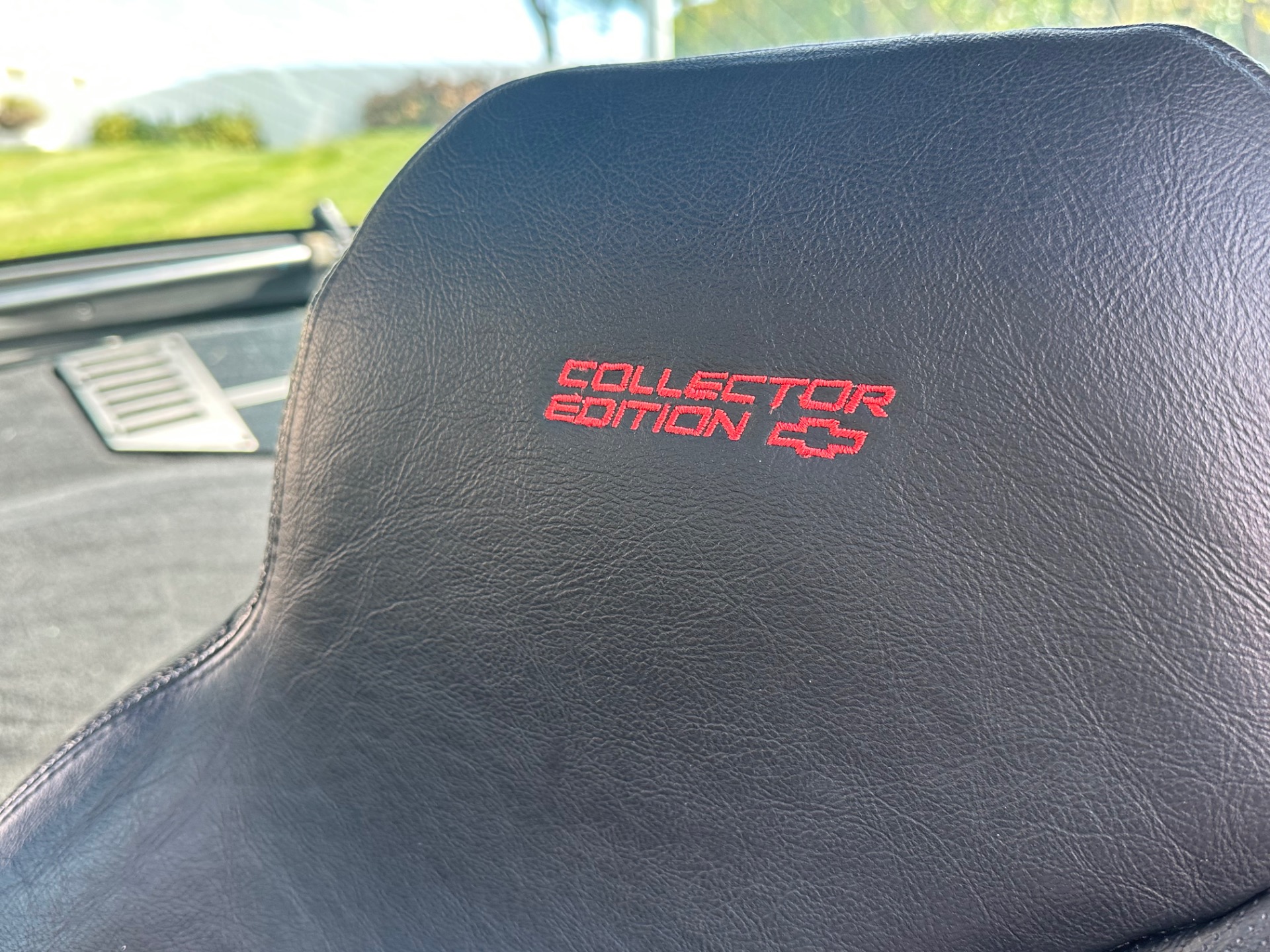 Used-1996-Chevrolet-Corvette-Collectors-Edition-C4