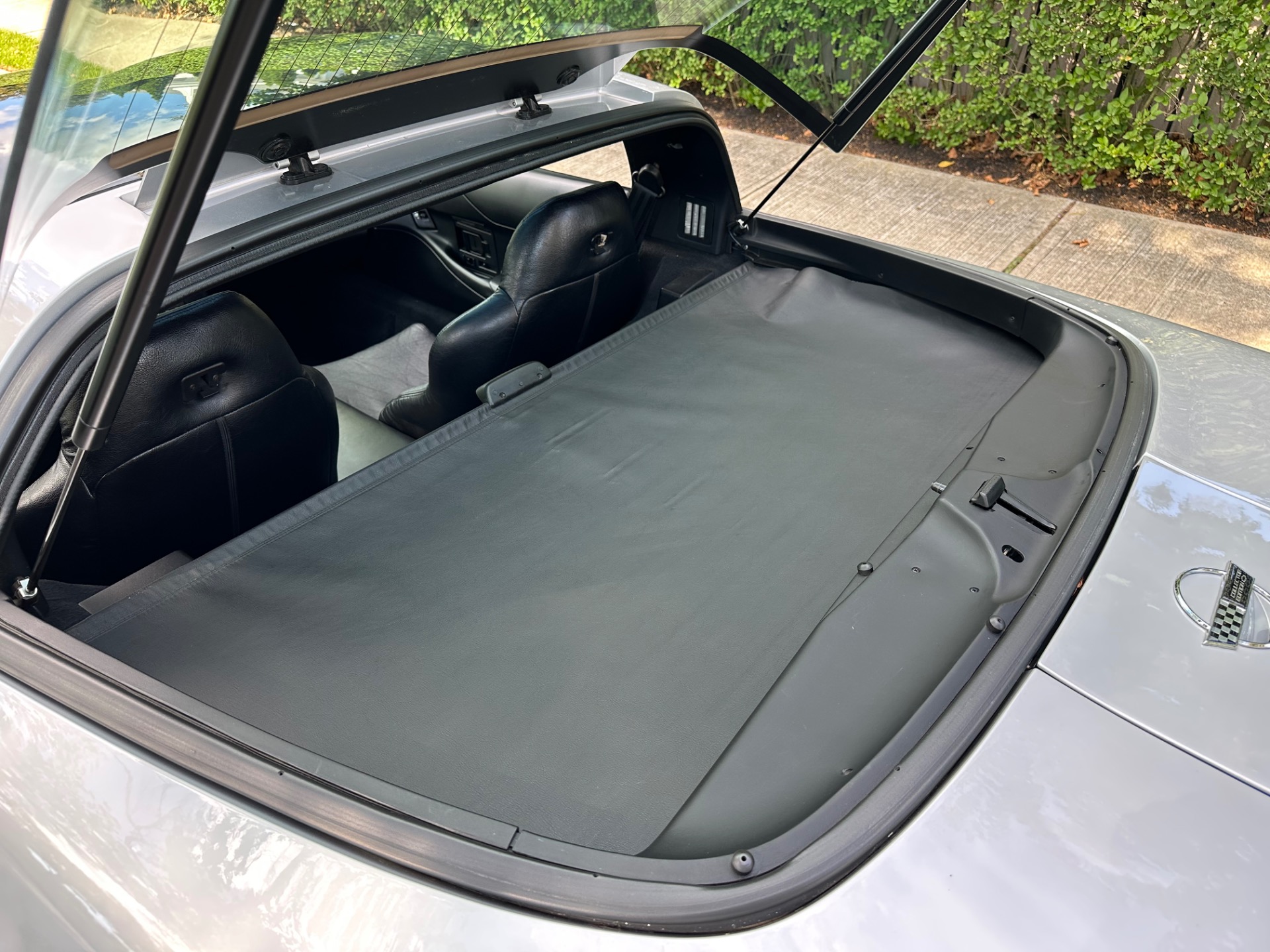 Used-1996-Chevrolet-Corvette-Collectors-Edition-C4
