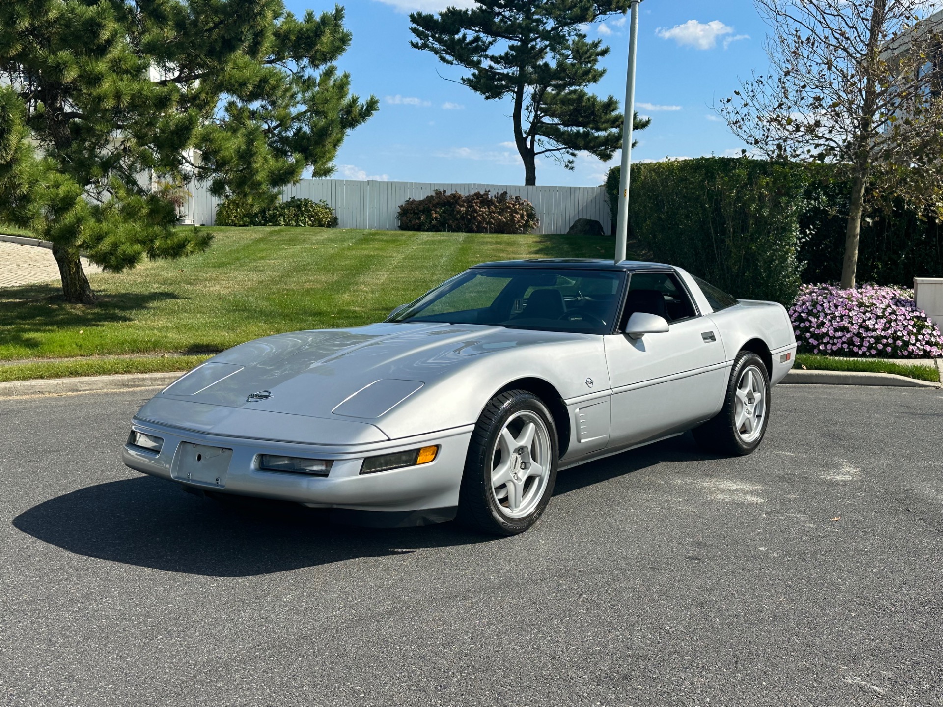 Used-1996-Chevrolet-Corvette-Collectors-Edition-C4