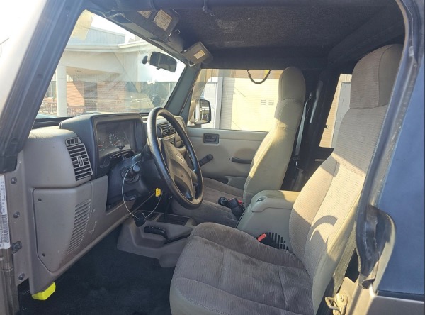 Used-2004-Jeep-Wrangler-Rubicon-TJ