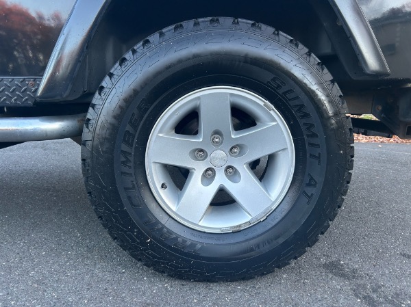 Used-2005-Jeep-Wrangler-Unlimited-Rubicon-6-Speed-LJ