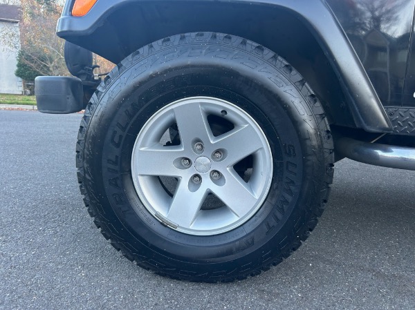 Used-2005-Jeep-Wrangler-Unlimited-Rubicon-6-Speed-LJ