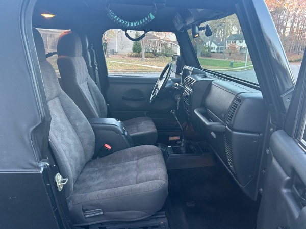 Used-2005-Jeep-Wrangler-Unlimited-Rubicon-6-Speed-LJ