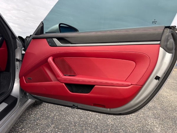 Used-2024-Porsche-911-Carrera-S-992
