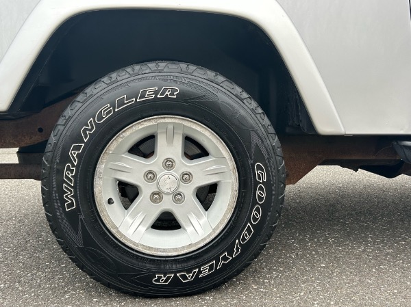 Used-2005-Jeep-Wrangler-Unlimited-LJ