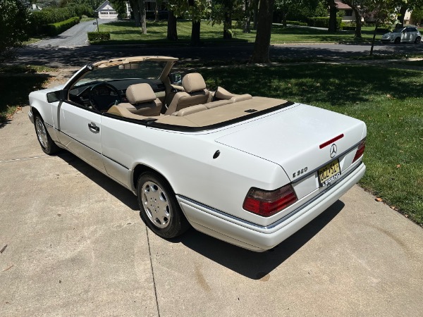 Used-1995-Mercedes-Benz-E320-Convertible-A124