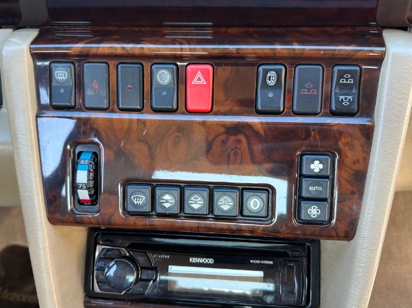 Used-1995-Mercedes-Benz-E320-Convertible-A124