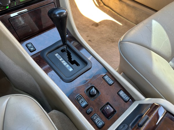 Used-1995-Mercedes-Benz-E320-Convertible-A124