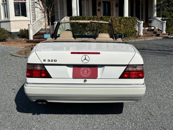 Used-1995-Mercedes-Benz-E320-Convertible-A124