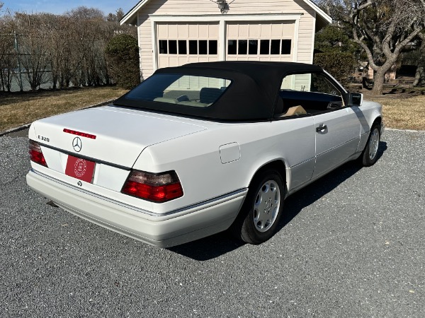 Used-1995-Mercedes-Benz-E320-Convertible-A124