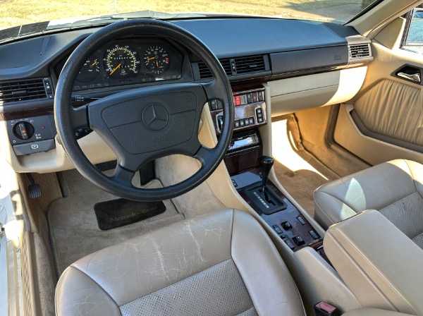 Used-1995-Mercedes-Benz-E320-Convertible-A124