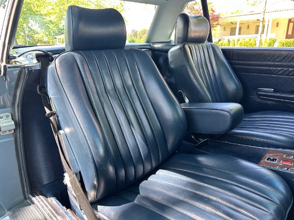Used-1986-Mercedes-Benz-560SL-R107