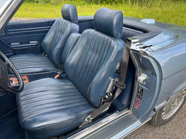 Used-1986-Mercedes-Benz-560SL-R107