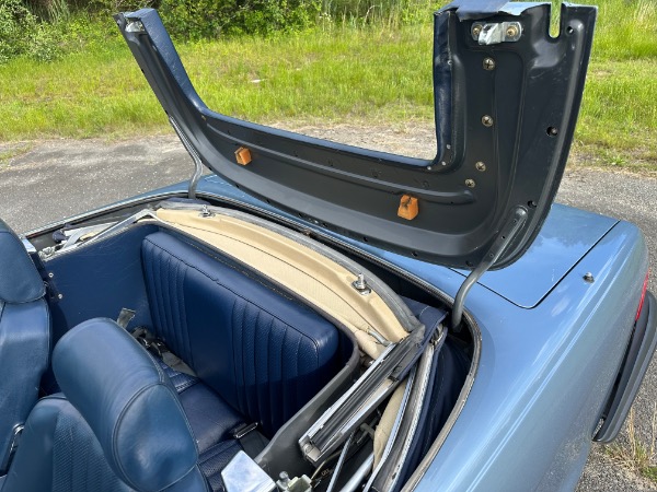 Used-1986-Mercedes-Benz-560SL-R107