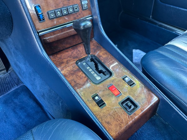 Used-1986-Mercedes-Benz-560SL-R107